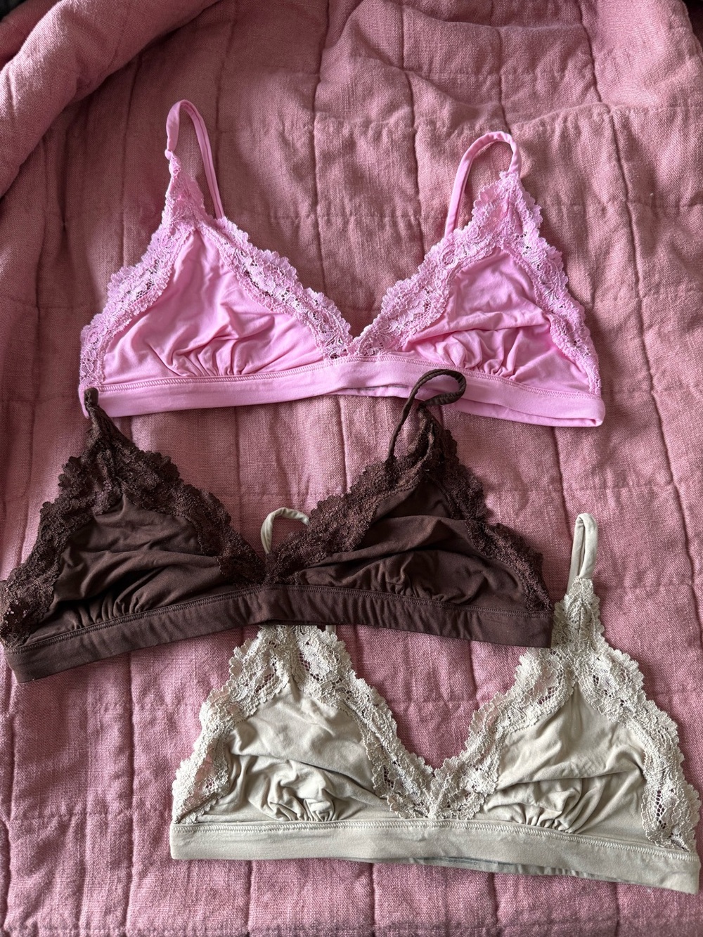 3 PACK LACE TRIM BRALETTES